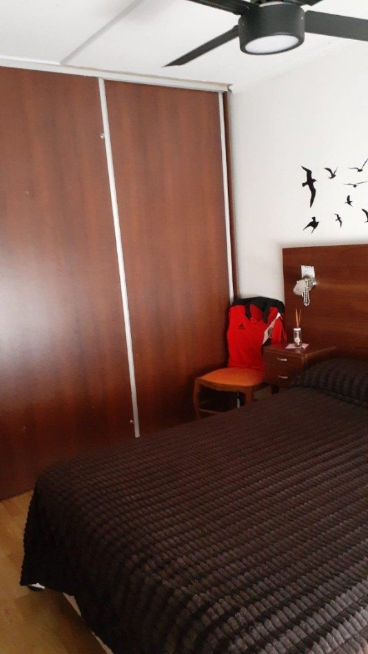 Chalet con departamento en venta