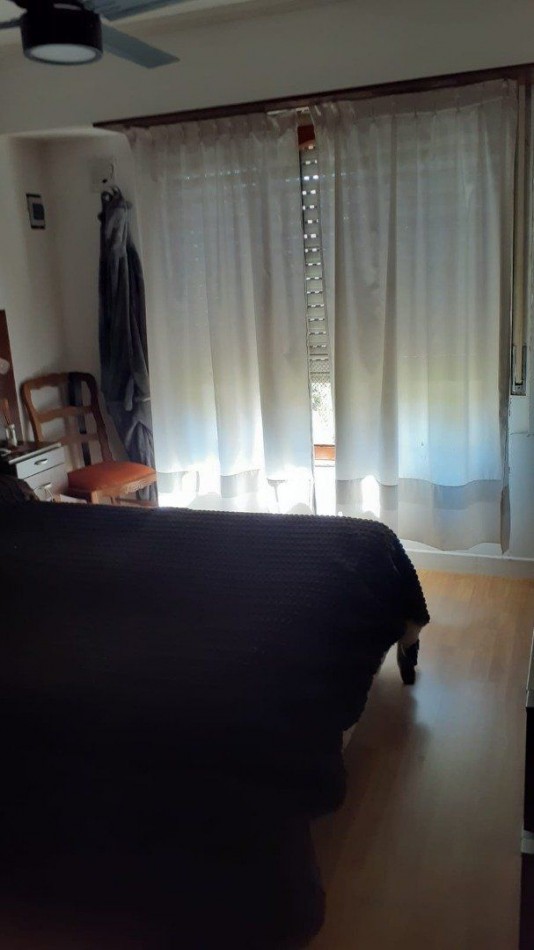 Chalet con departamento en venta
