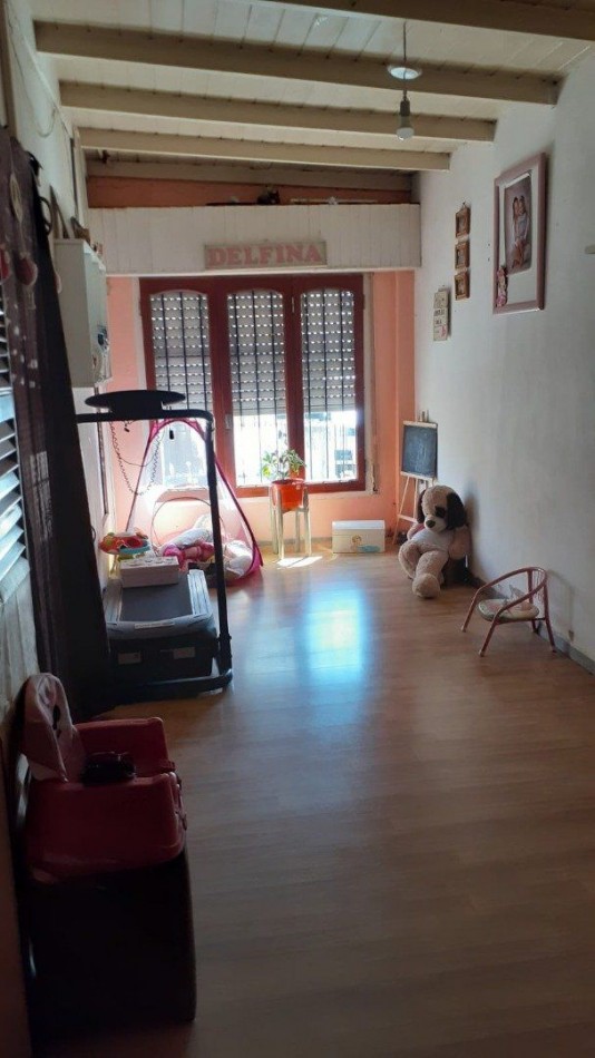 Chalet con departamento en venta