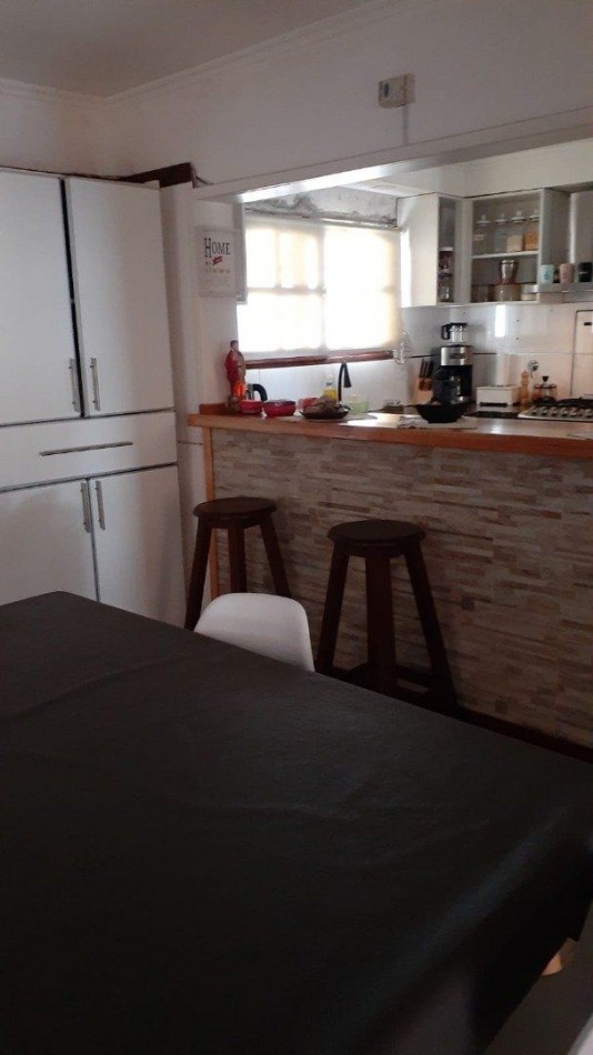 Chalet con departamento en venta