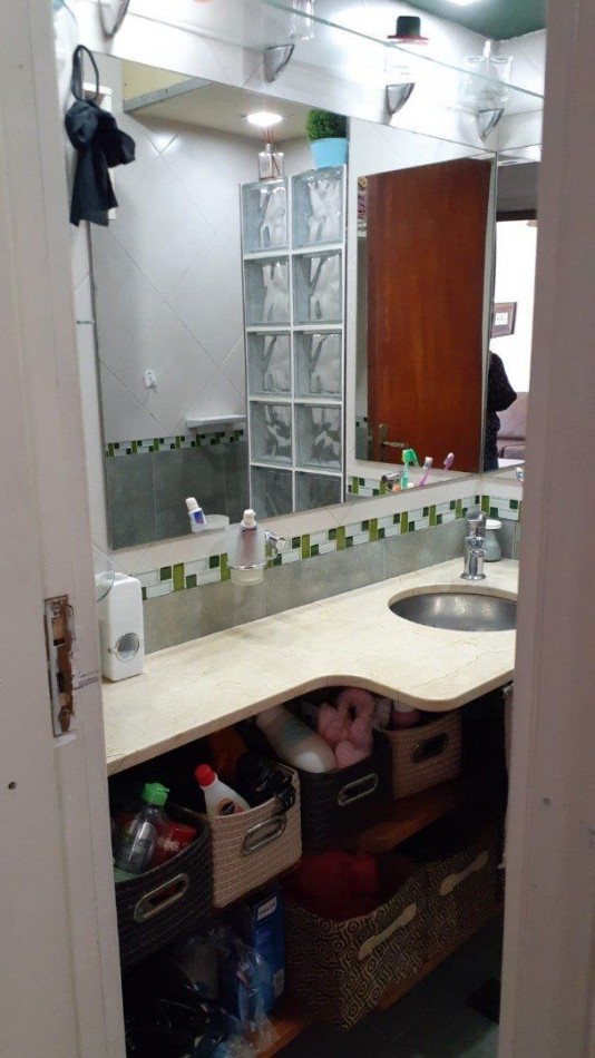 Chalet con departamento en venta