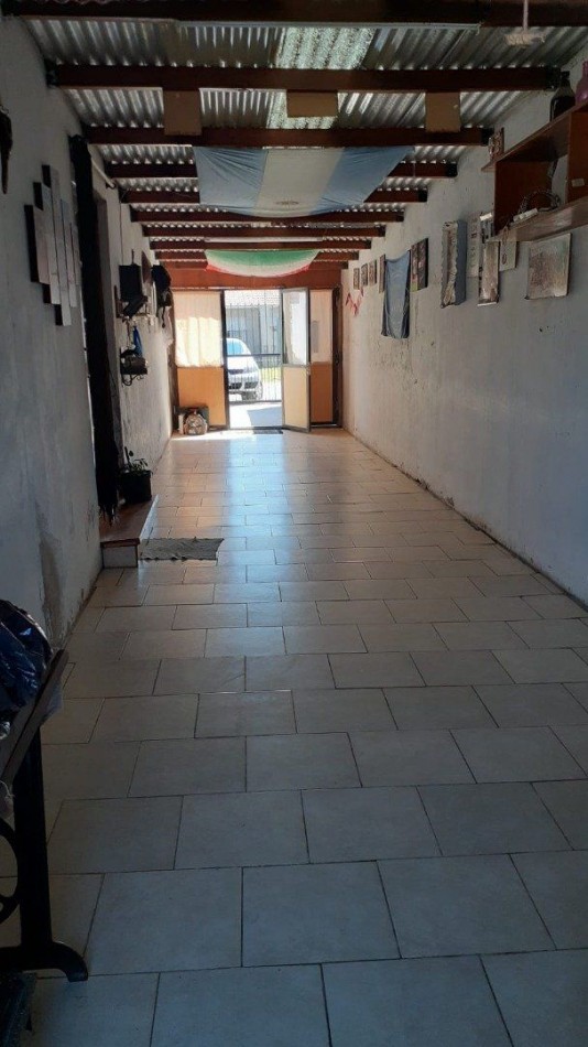 Chalet con departamento en venta