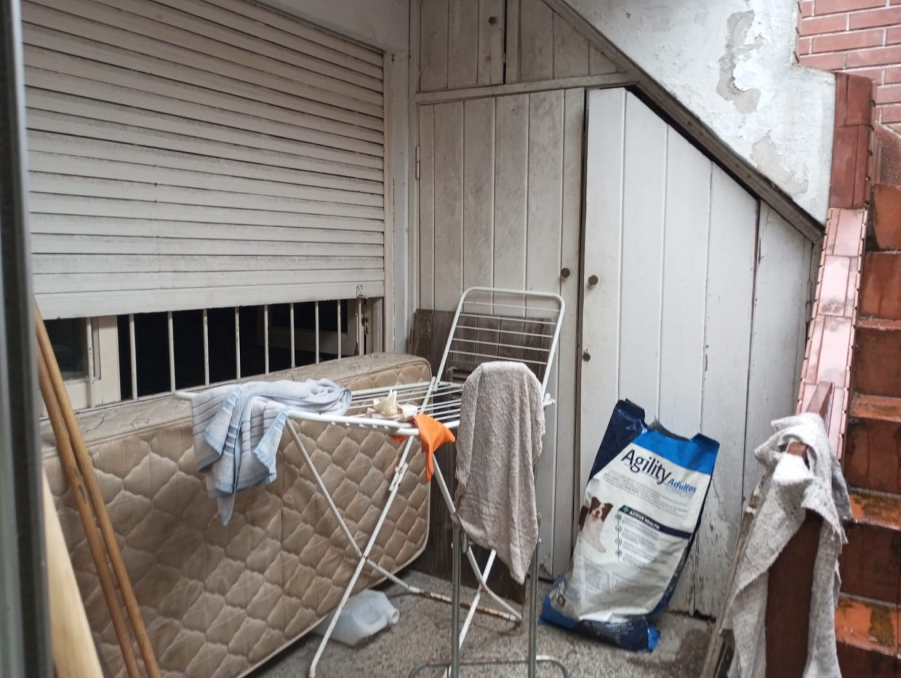 P.H.PLANTA BAJA3 AMBIENTES CON QUINCHO DTO 3 AMBIENTES Y GARAGE