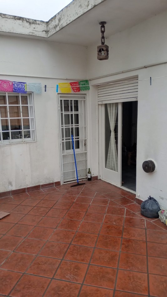 p.h 2 ambientes con patio