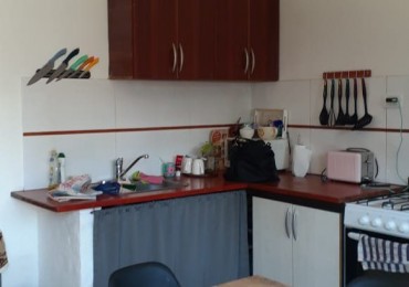 Chalet con departamento en venta