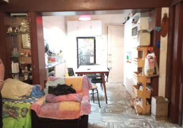 P.H.PLANTA BAJA3 AMBIENTES CON QUINCHO DTO 3 AMBIENTES Y GARAGE